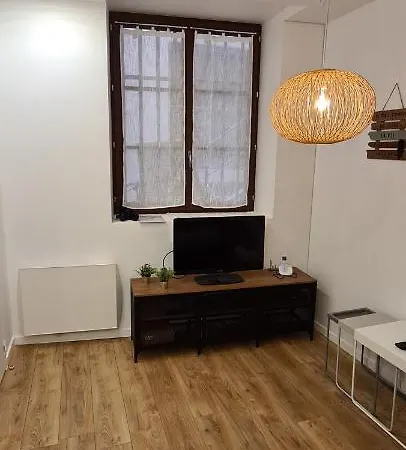Apartment Charmant Studio En Plein Centre De